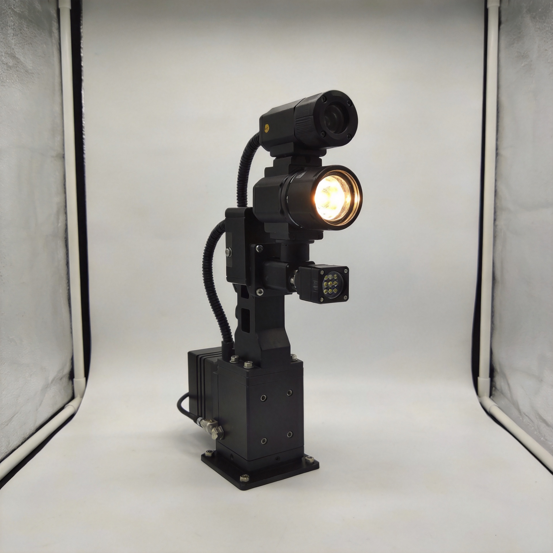 Machine Vision Light Pros and Cons: What OEMs Must Know