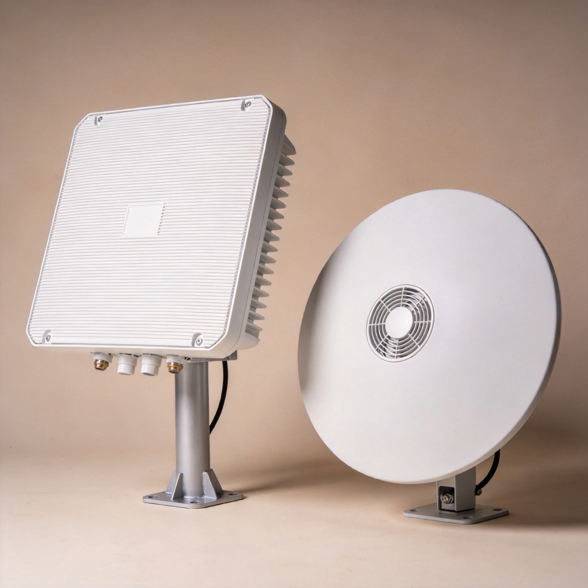 5G Directional vs. Omni Antennas: Which One Fits Your Deployment?