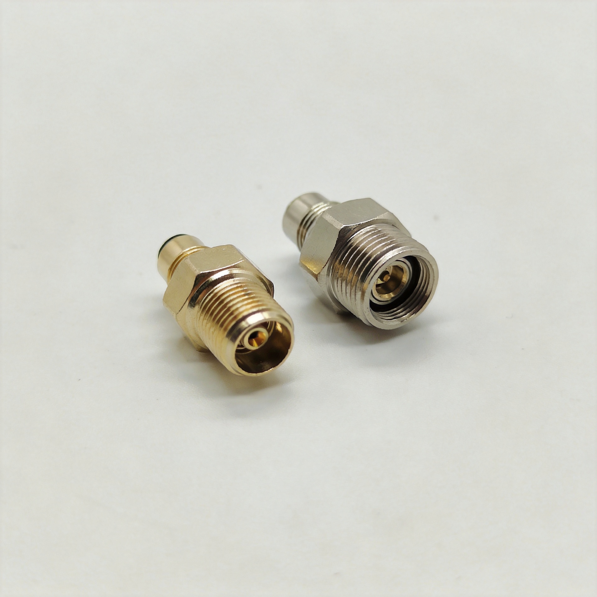 N Connector vs SMA Connector: Which Interface Fits Your RF Project