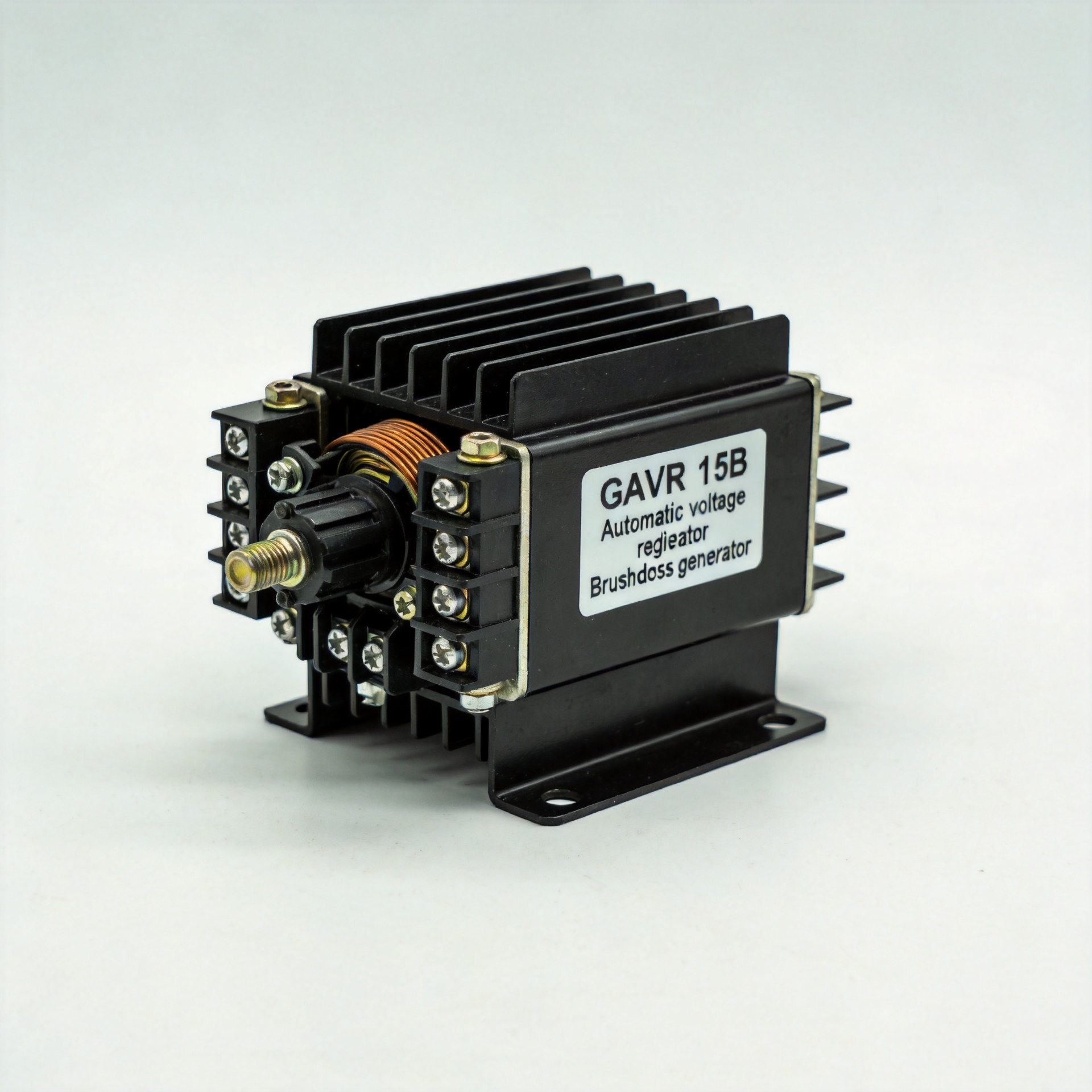 What Is the Difference Between GAVR 15B and Other Universal AVRs?