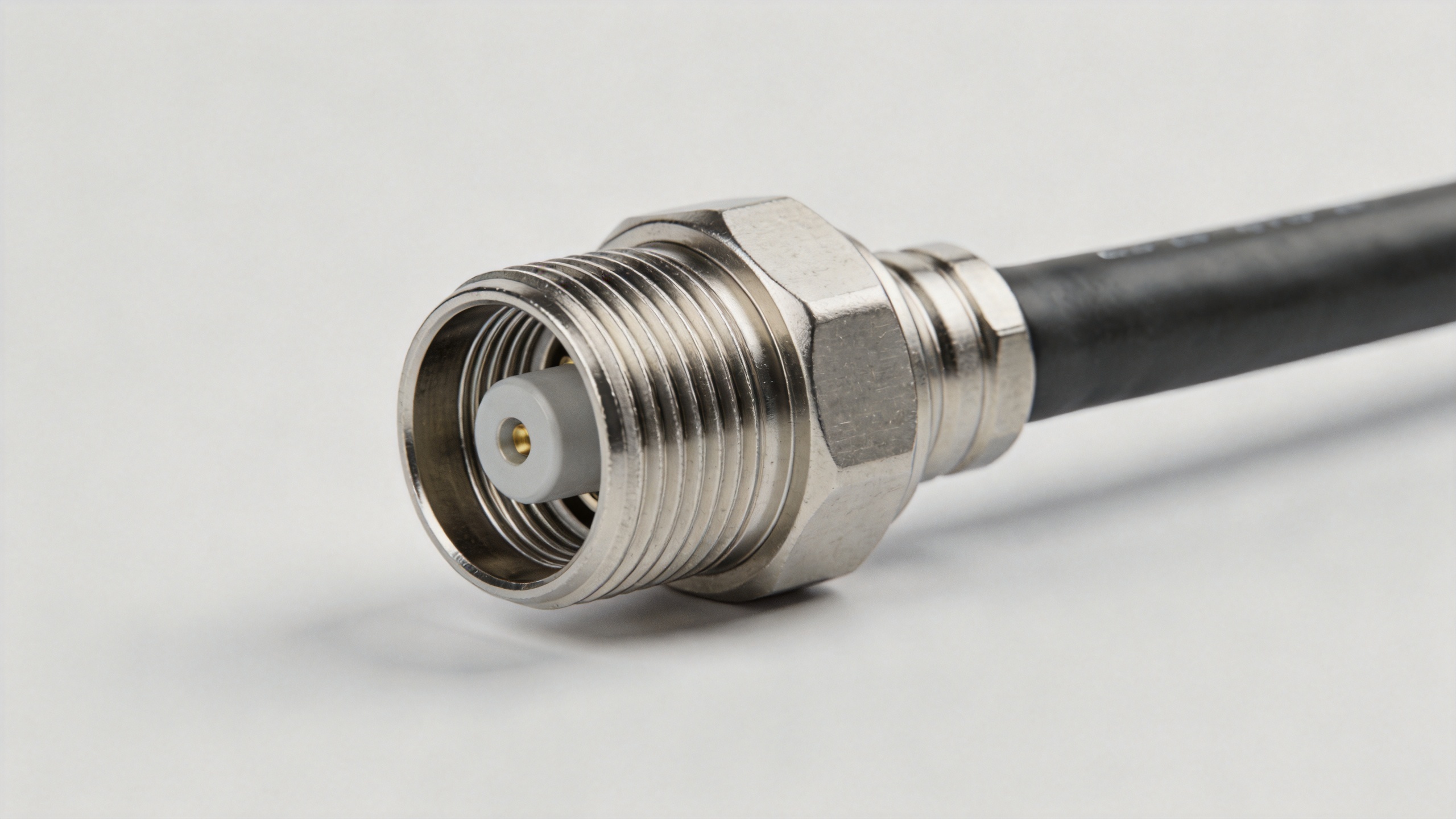 7 16 male connector in a cellular antenna RF feeder context