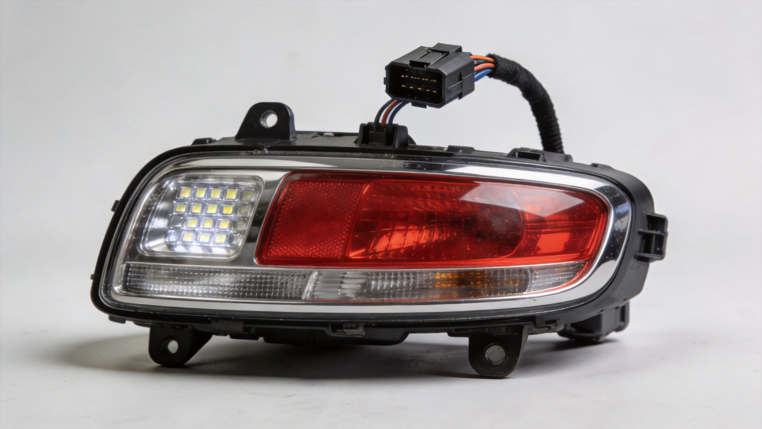 MINI-style LED rear lamp fitment inspection