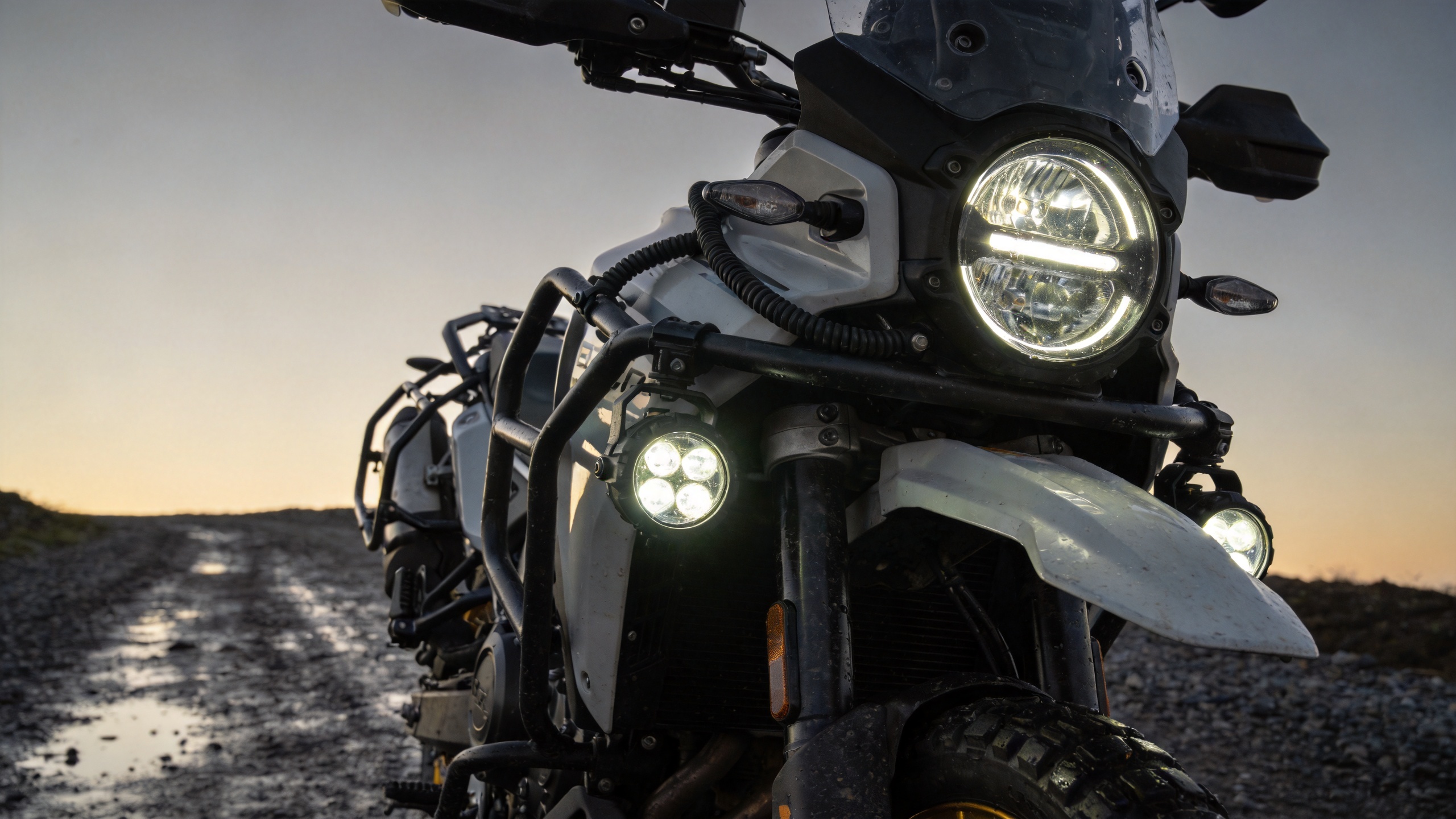 IP68 motorcycle auxiliary lights on an off-road motorcycle