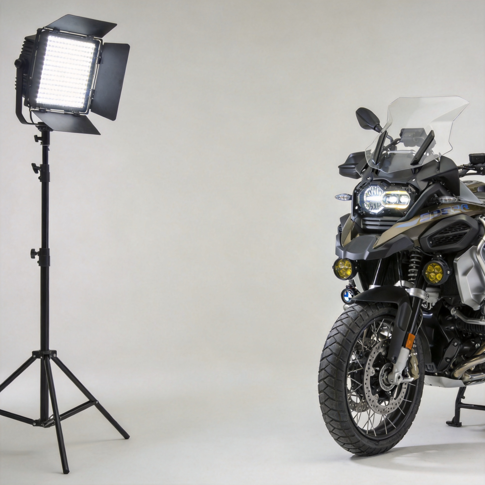 How to Evaluate E-Mark Motorcycle Headlights for Export Markets